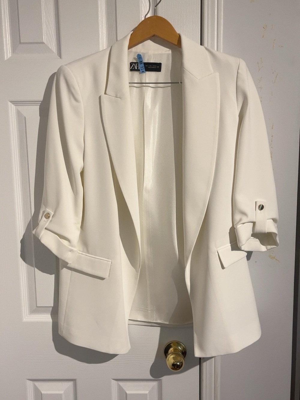 ZARA White/Ivory Blazer – Size L – Worn Once